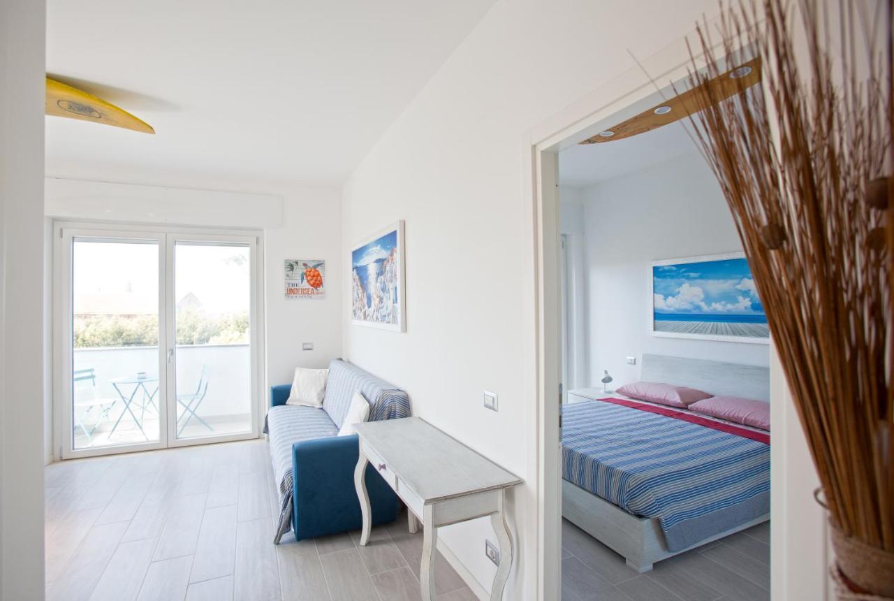 Surf And Windsurfer House Anzio Apartment Bagian luar foto