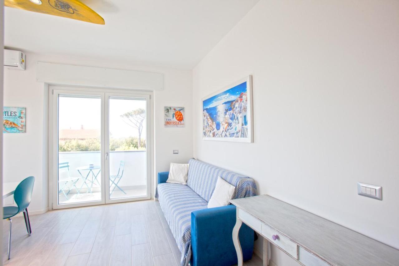 Surf And Windsurfer House Anzio Apartment Bagian luar foto