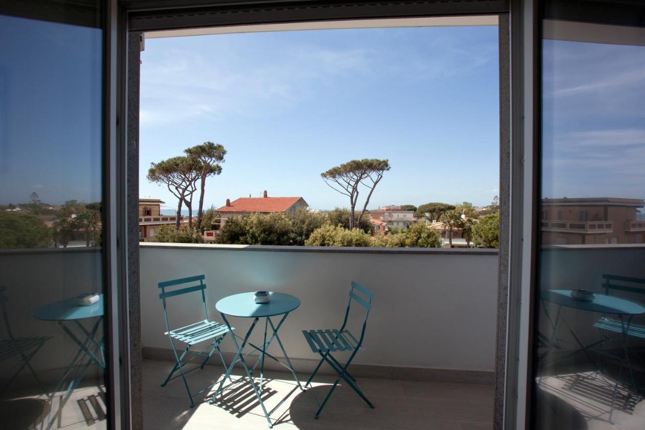 Surf And Windsurfer House Anzio Apartment Bagian luar foto